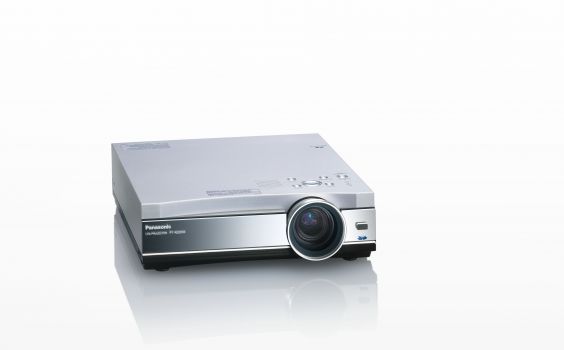Bild Panasonic PT AE200E/U