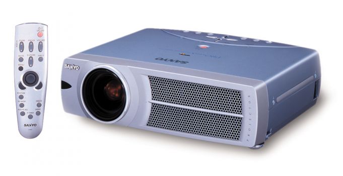Bild Sanyo PLC XU38